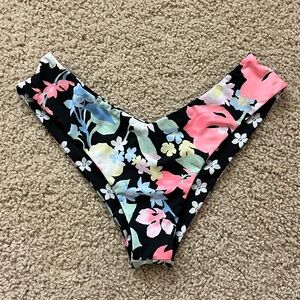 Billabong reversible bikini bottoms!!